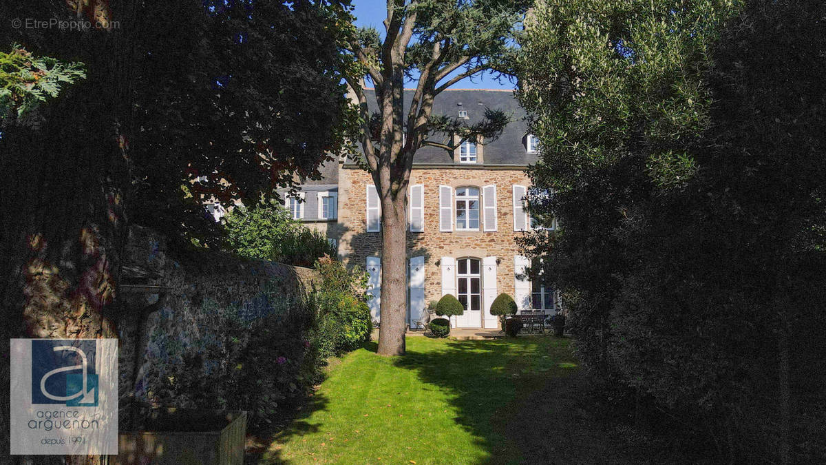 Maison à DINAN