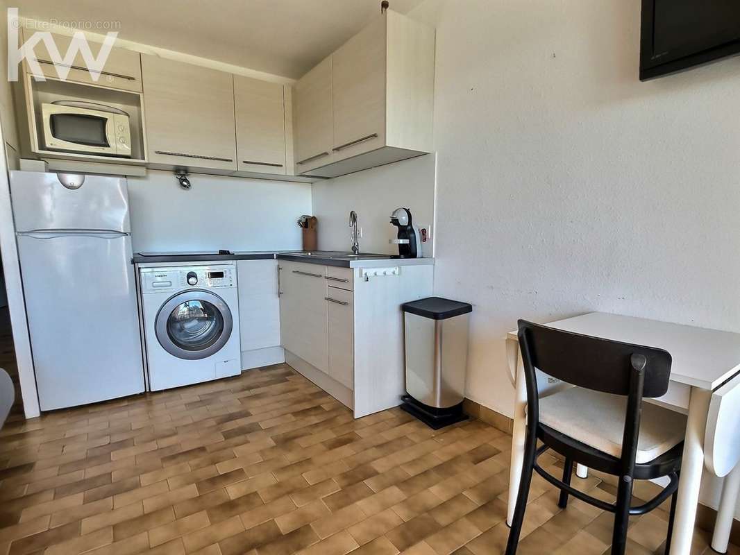 Appartement à BORMES-LES-MIMOSAS