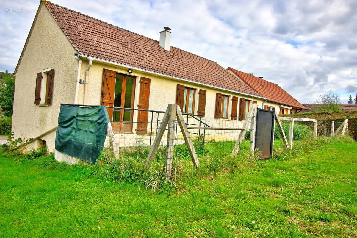 Maison à TURCEY