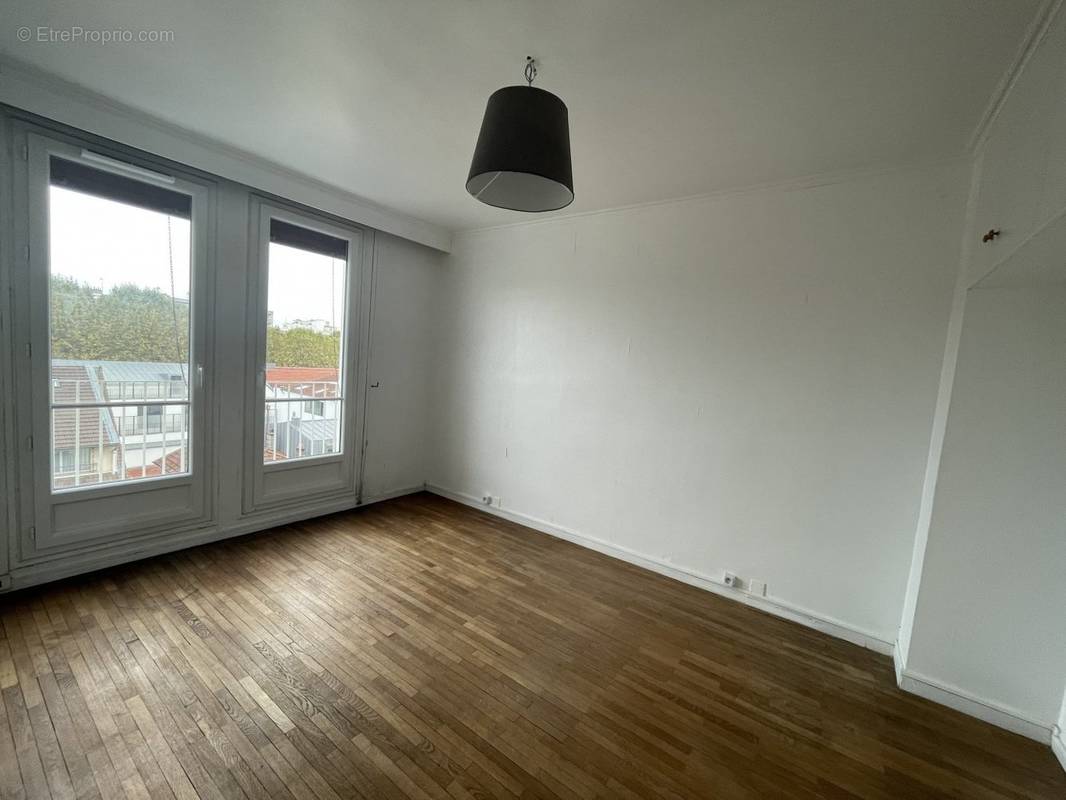 Appartement à MONTROUGE