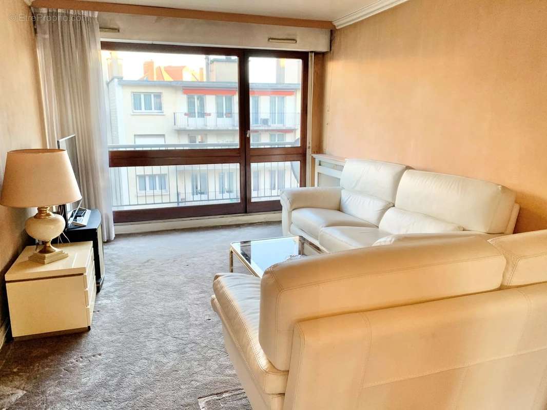 Appartement à BOULOGNE-BILLANCOURT