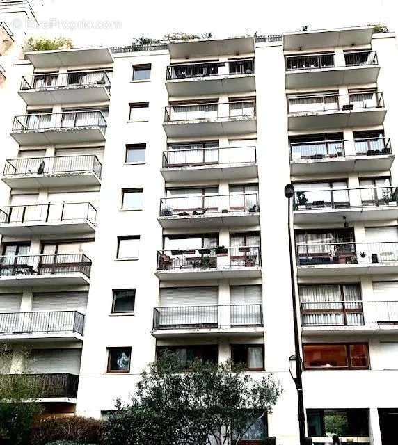 Appartement à BOULOGNE-BILLANCOURT