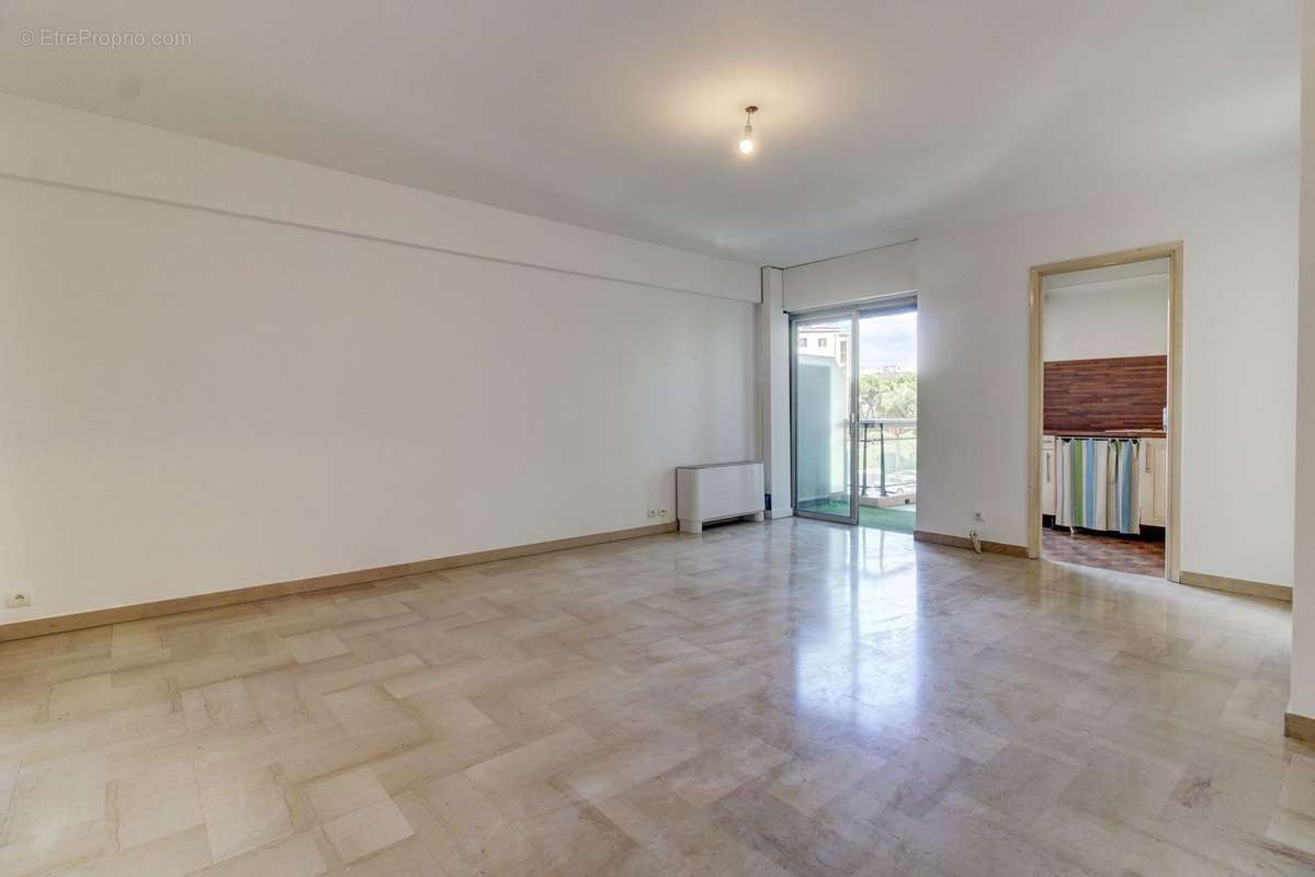 Appartement à CAGNES-SUR-MER