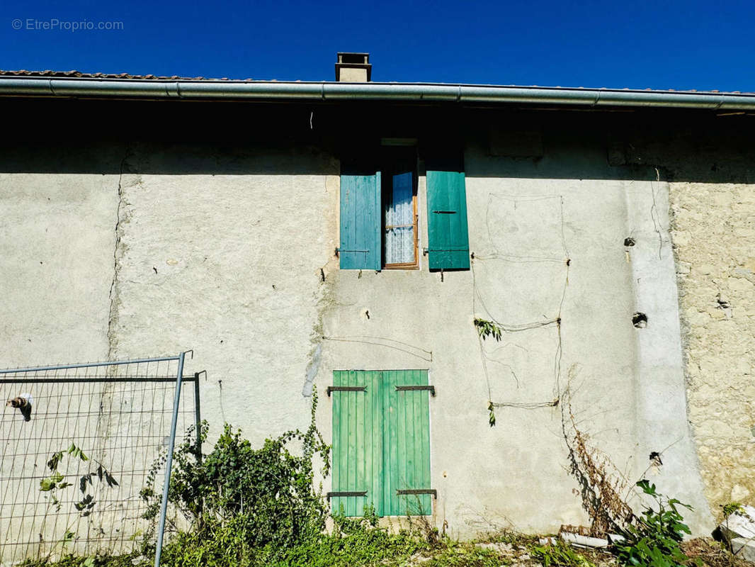 ferme (6) - Appartement à ARCHAMPS