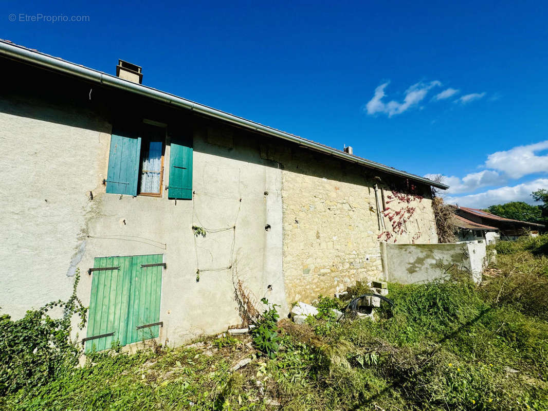 ferme (7) - Appartement à ARCHAMPS