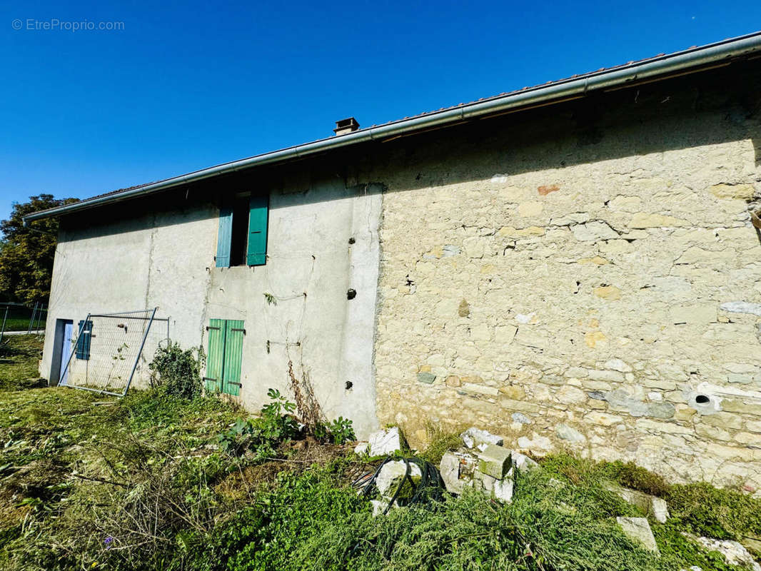 ferme (5) - Appartement à ARCHAMPS