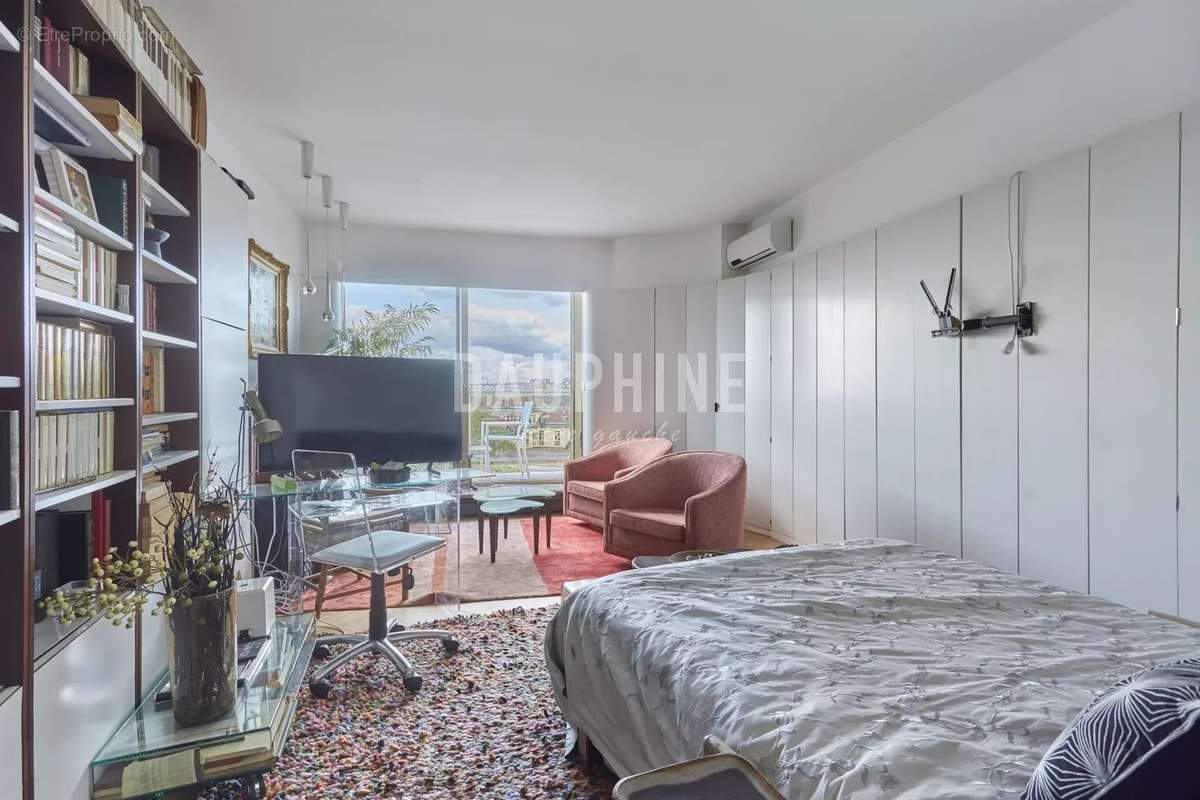 Appartement à PARIS-6E