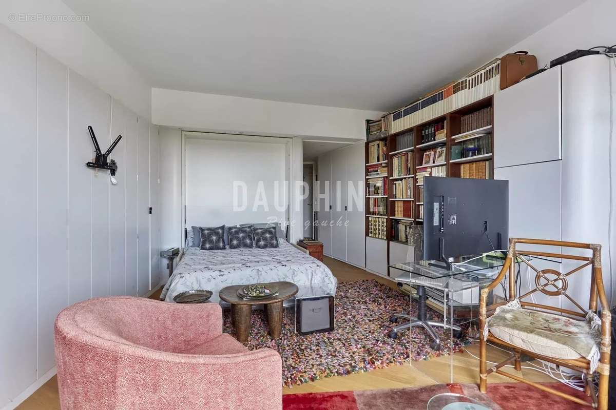 Appartement à PARIS-6E