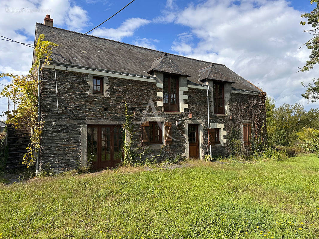 Maison à JUIGNE-SUR-LOIRE