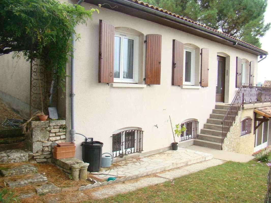 Maison à SAINT-MAURICE-LA-CLOUERE