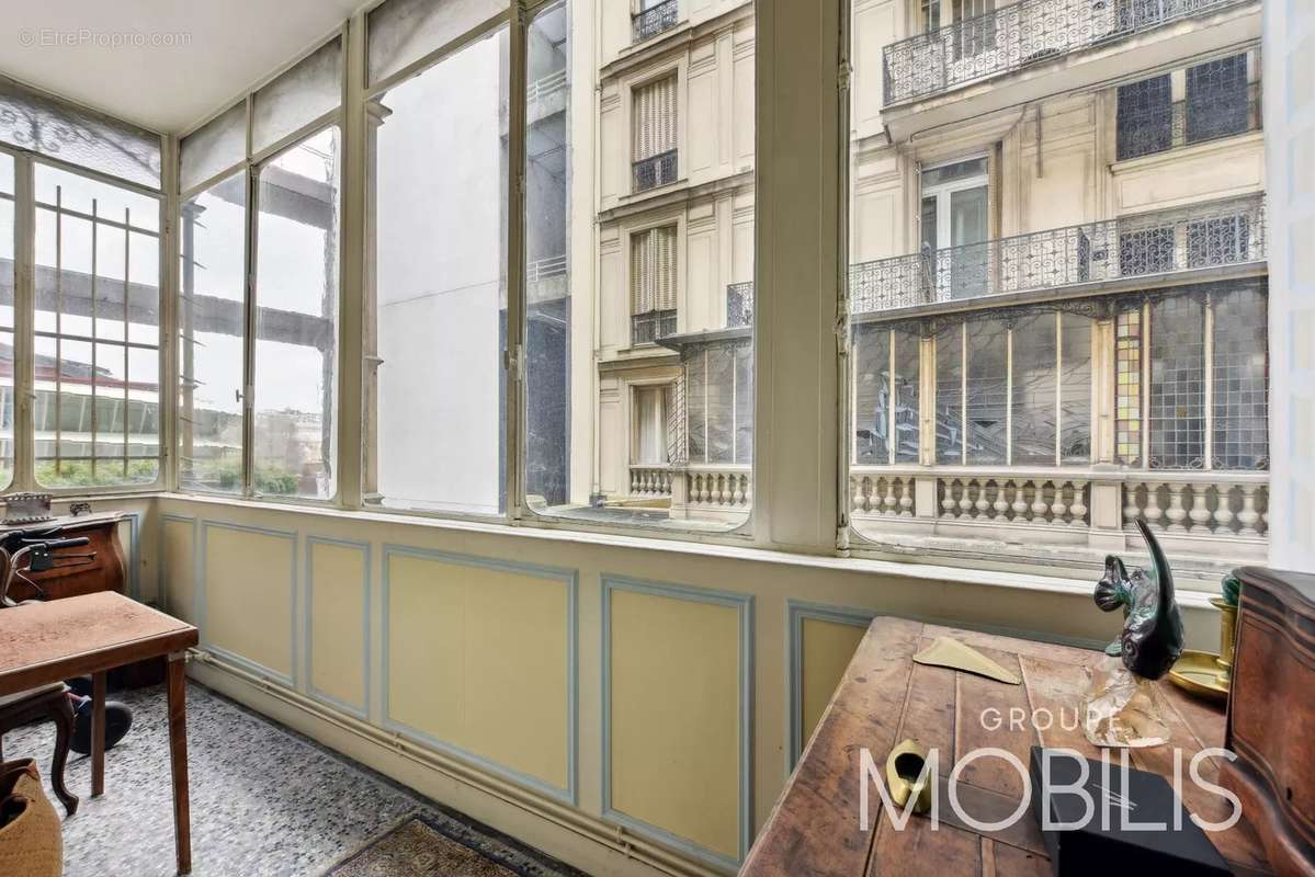 Appartement à PARIS-7E