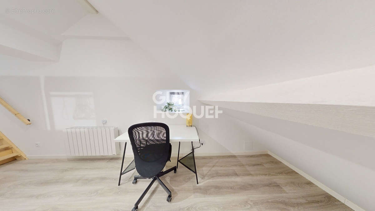 Appartement à PLOMBIERES-LES-DIJON