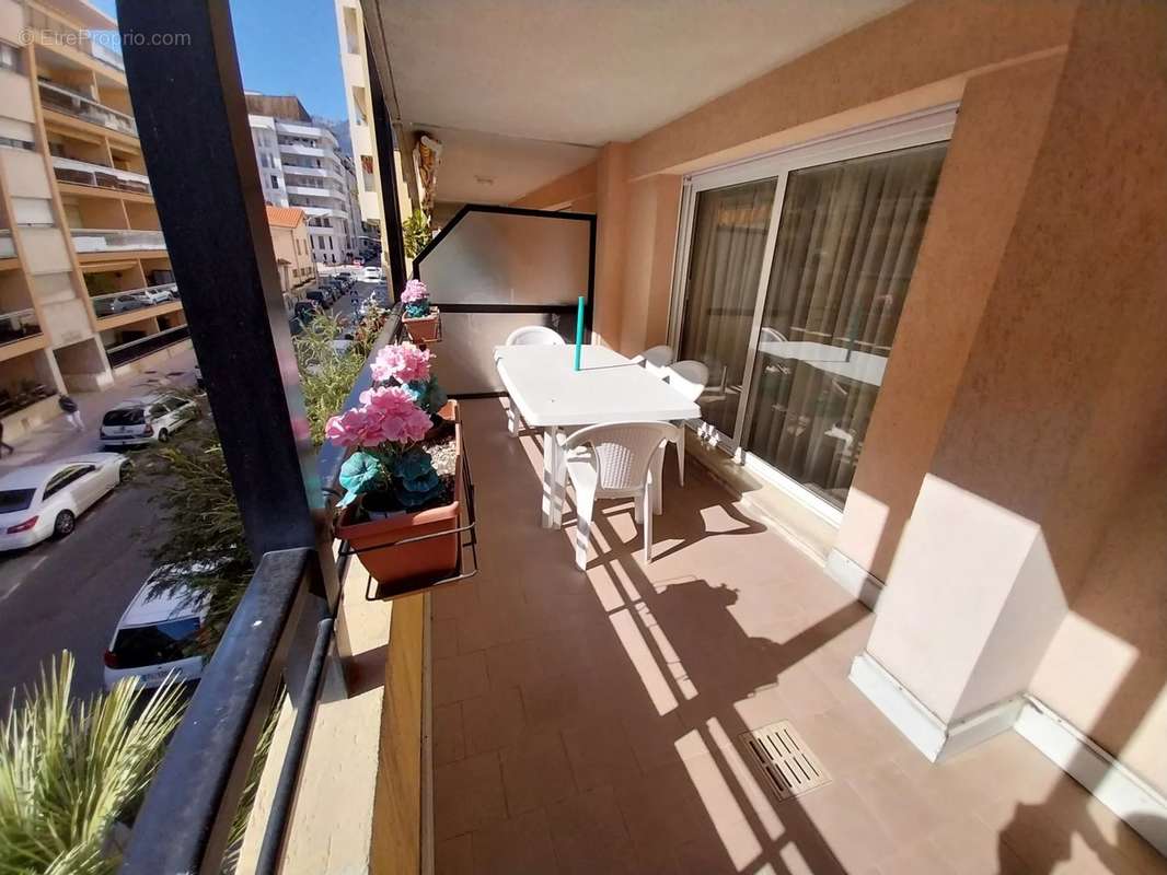 Appartement à MENTON