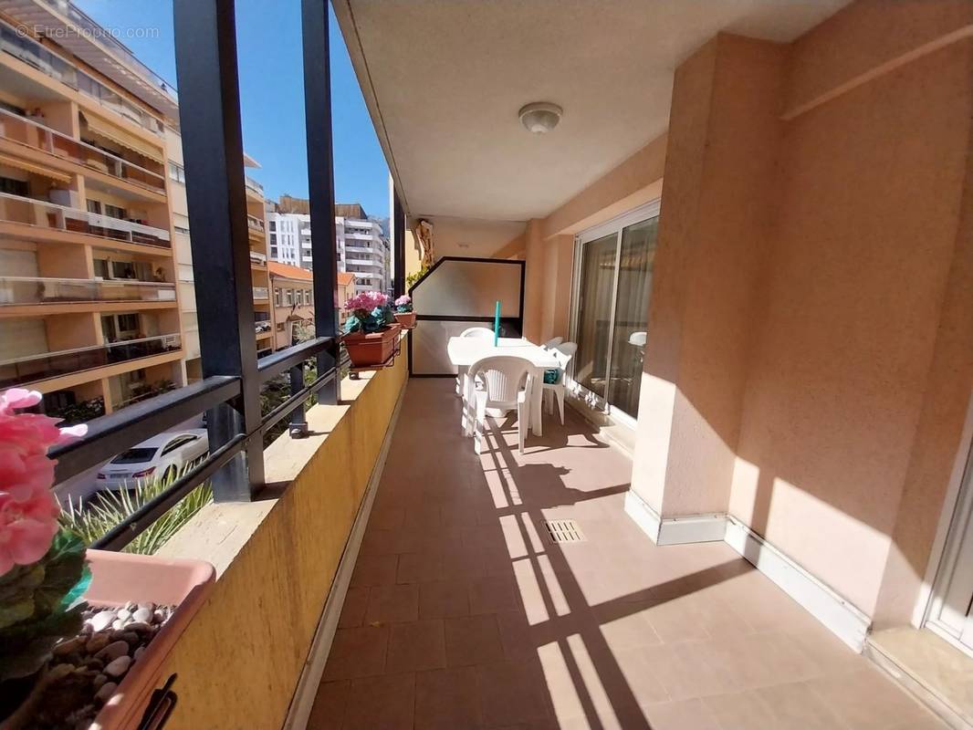 Appartement à MENTON