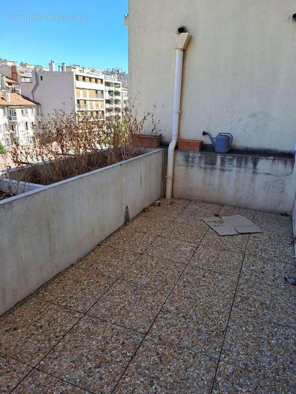 Photo 2 - Appartement à MARSEILLE-6E