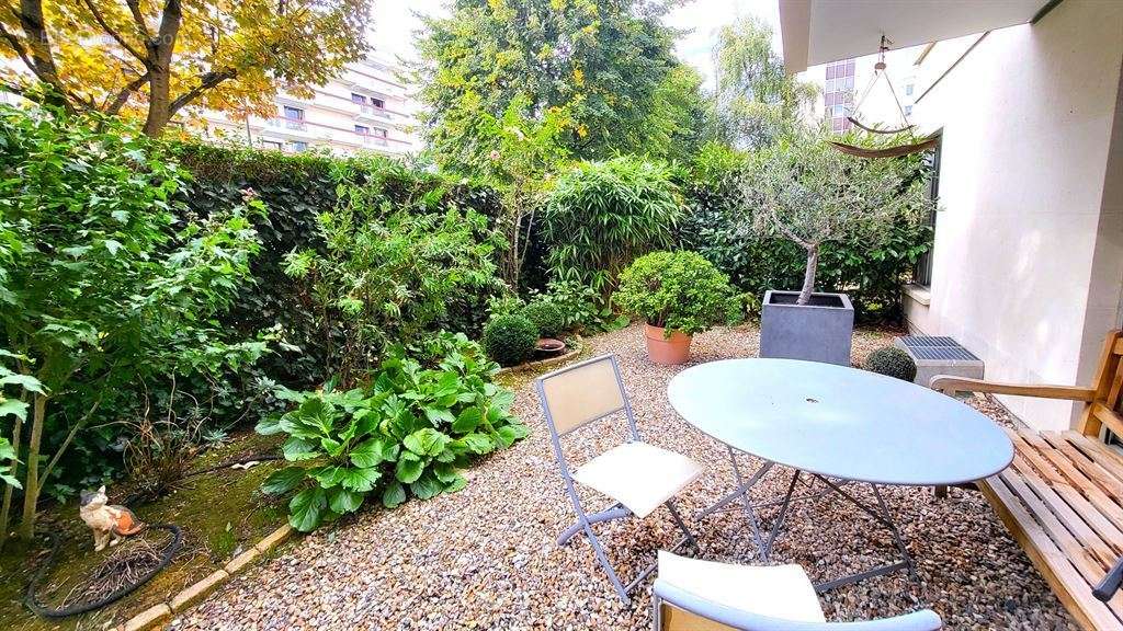 Appartement à LEVALLOIS-PERRET