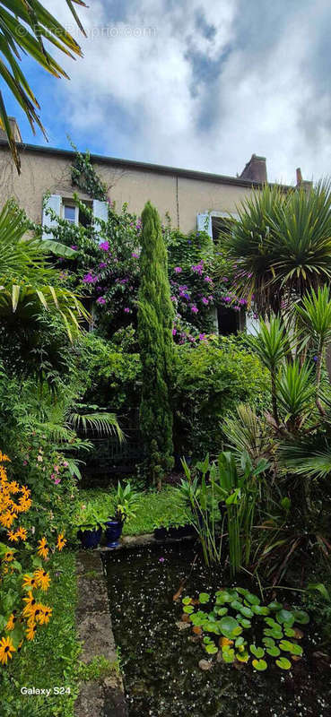 Maison à PONT-AVEN