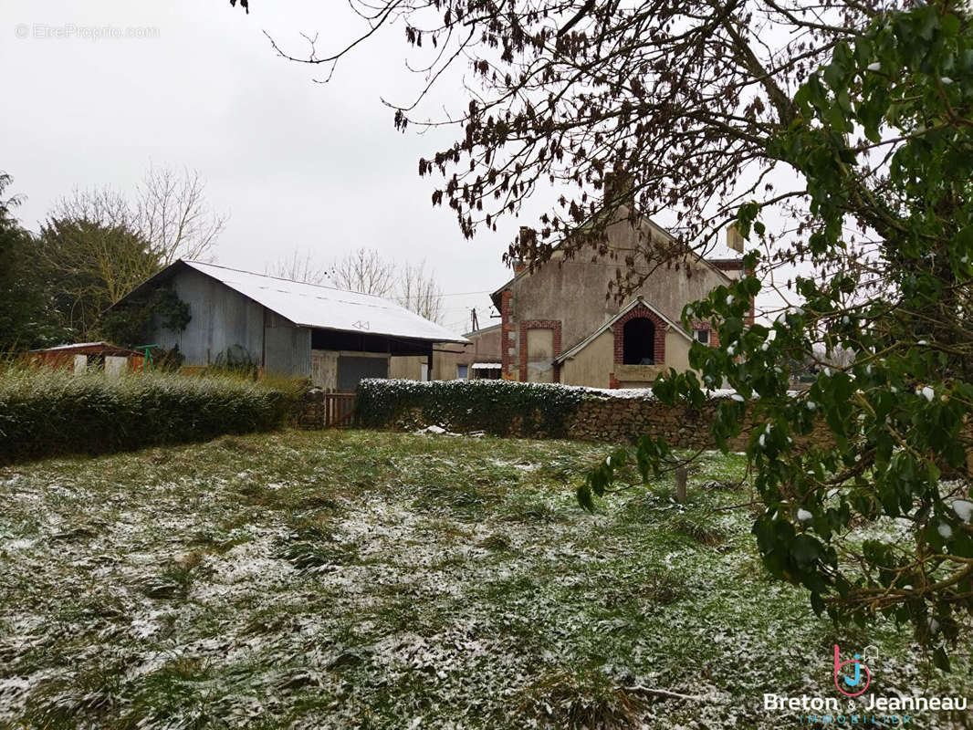 Maison à FRESNAY-SUR-SARTHE