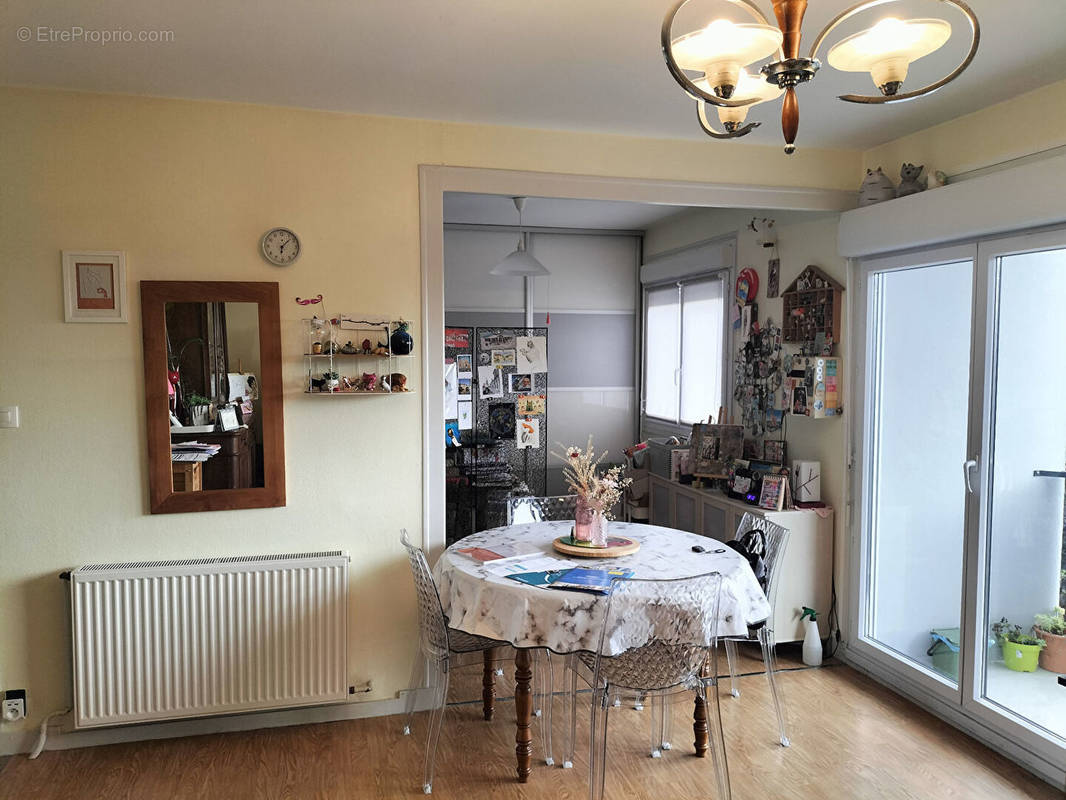 Appartement à TONNAY-CHARENTE