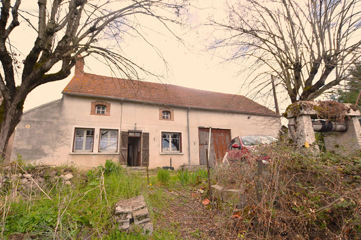 Maison à TREZELLES