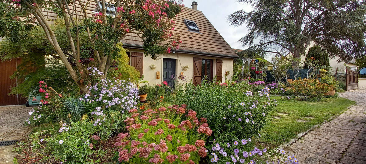 Maison à BUCHELAY