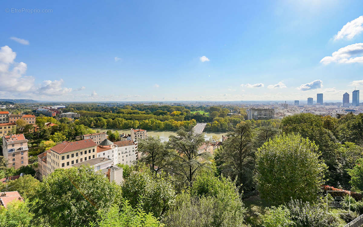 Appartement à LYON-4E