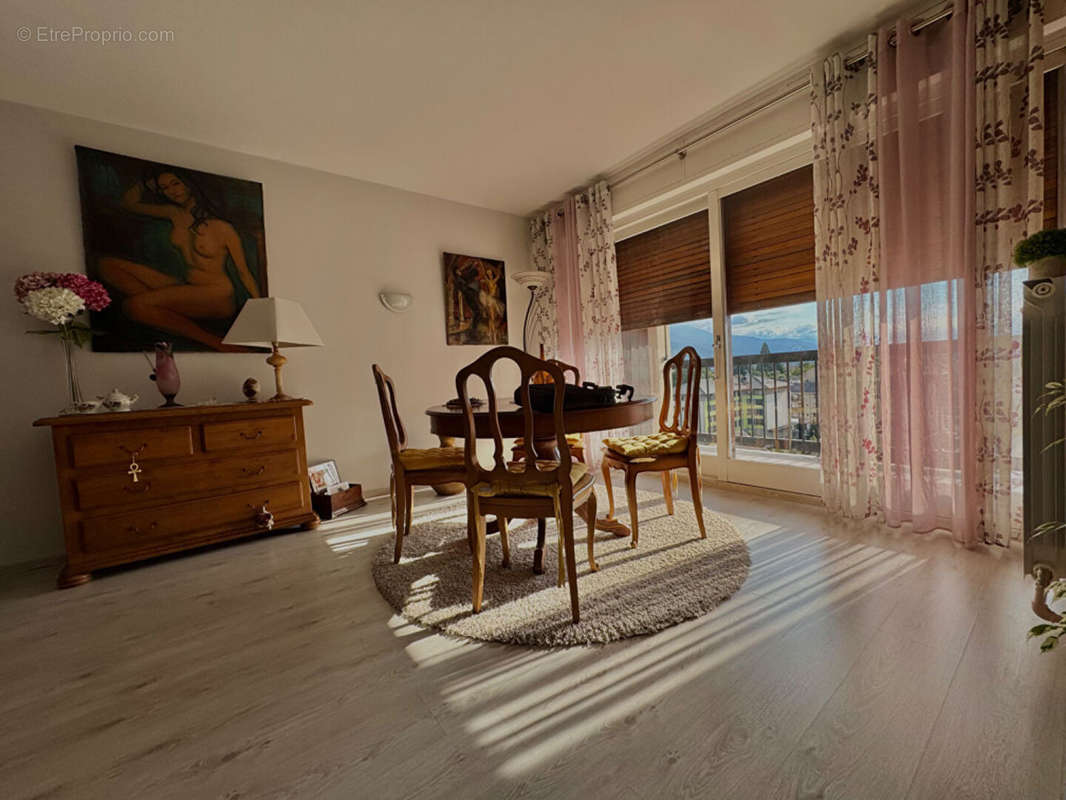 Appartement à ALBERTVILLE