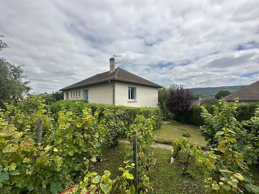 Maison à LONS-LE-SAUNIER