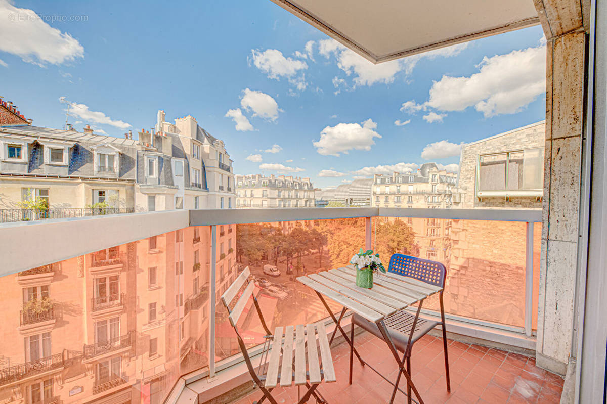 Appartement à PARIS-15E