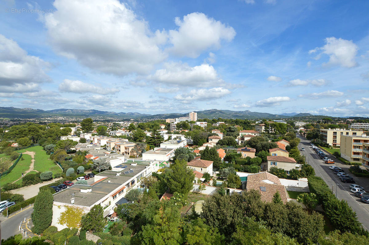 Appartement à MARSEILLE-12E