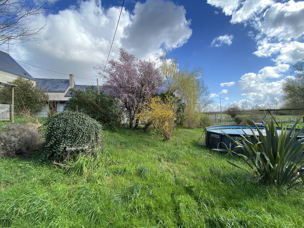 Maison à LES PONTS-DE-CE