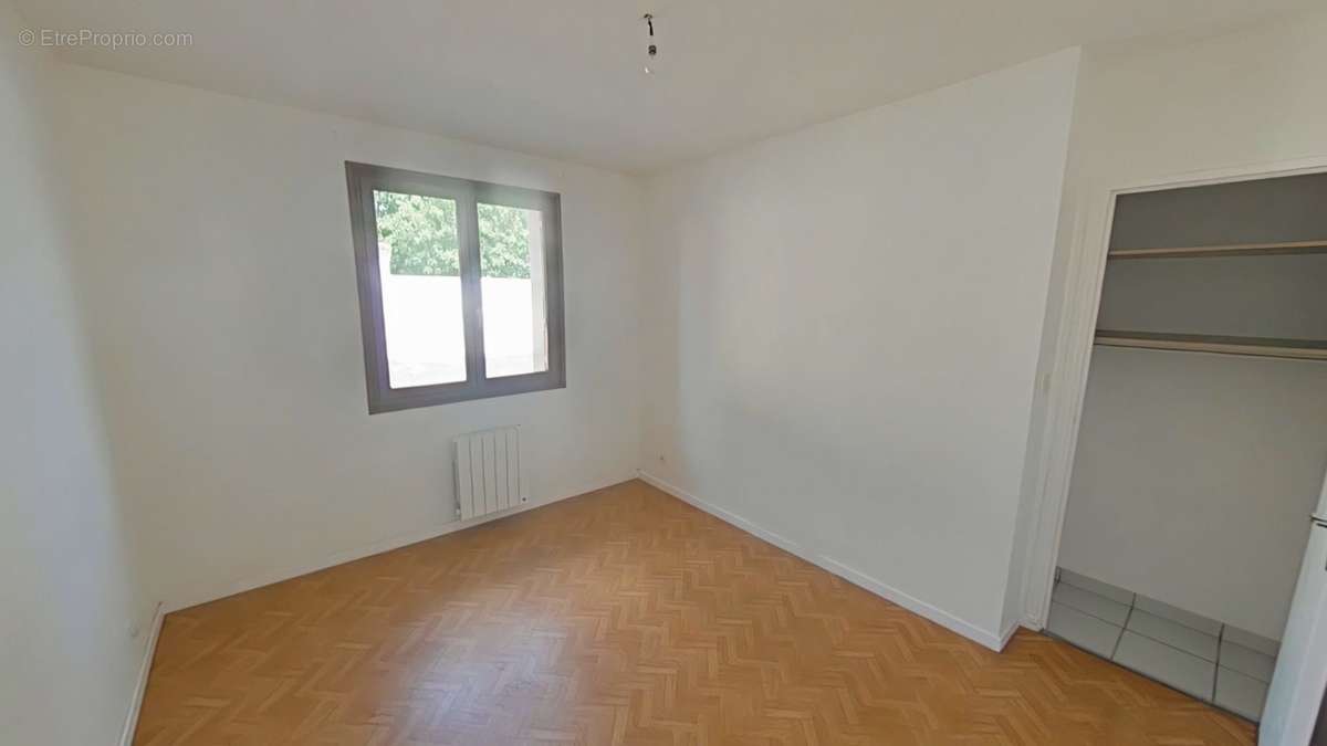 Appartement à SAINT-JUST-SAINT-RAMBERT