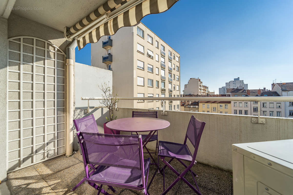 Appartement à LYON-3E