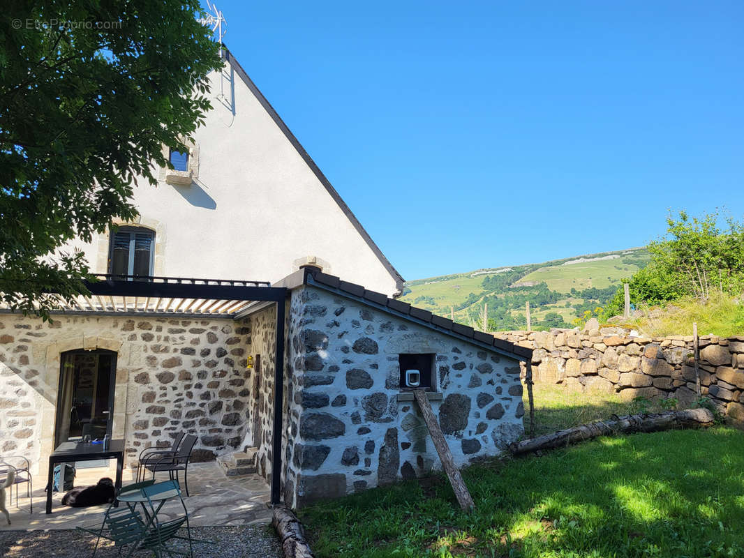 Maison à CHEYLADE