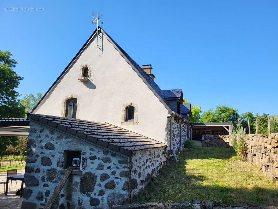 Maison à CHEYLADE