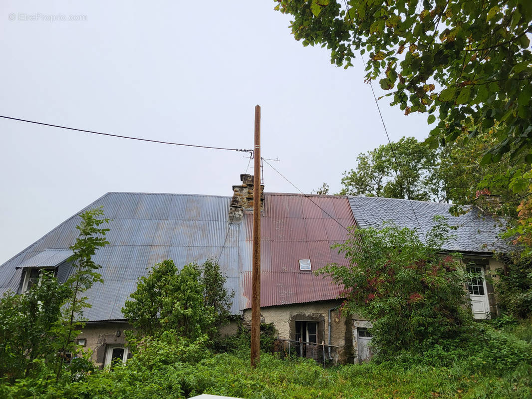 Maison à CHEYLADE