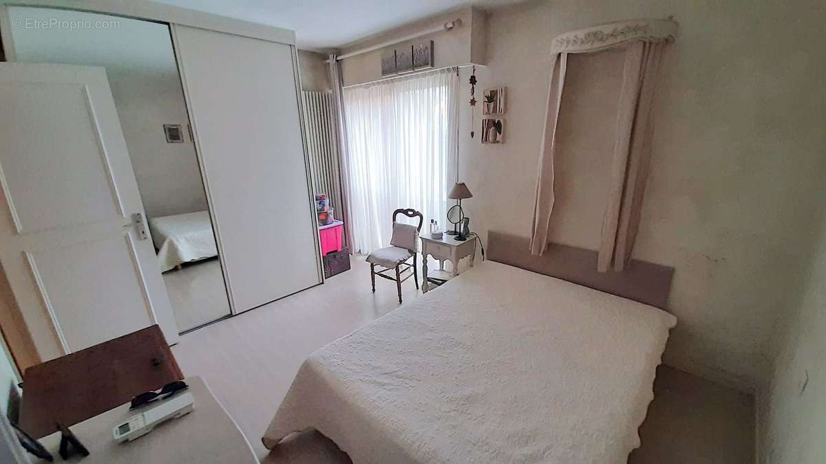 Chambre - Appartement à ANTIBES