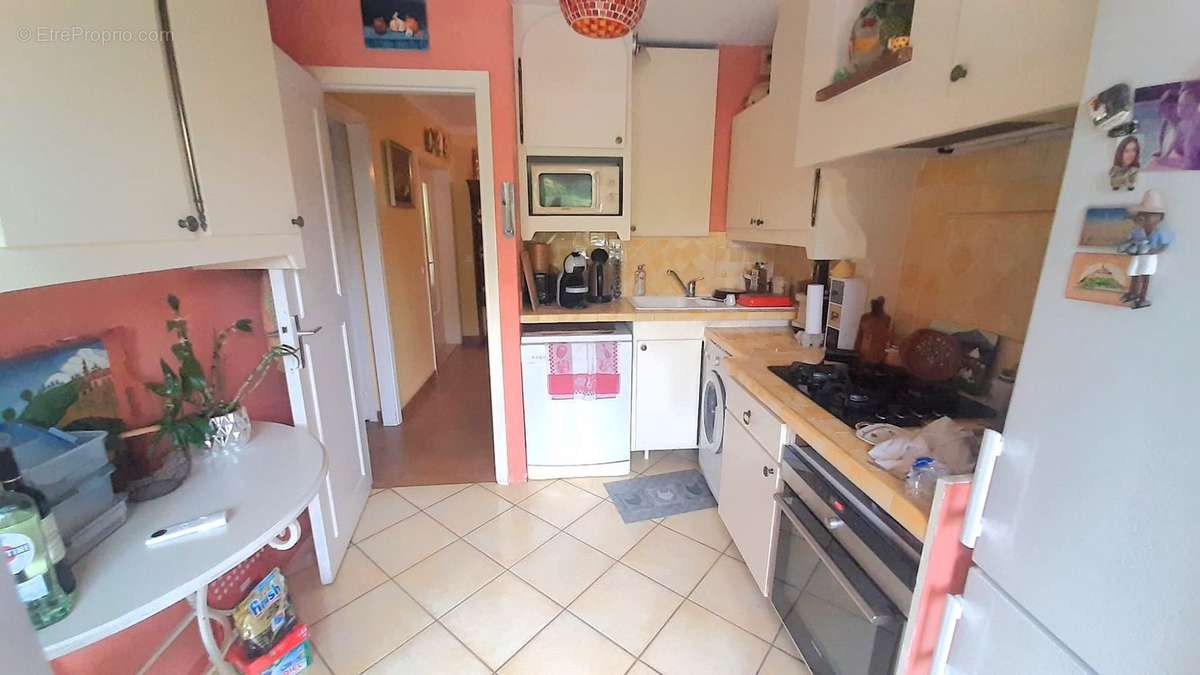 Cuisine indépendante - Appartement à ANTIBES