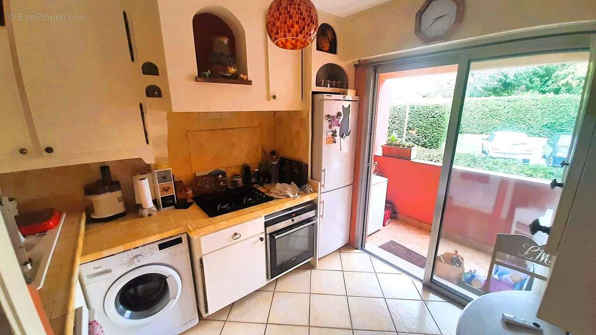 Cuisine sur balcon - Appartement à ANTIBES