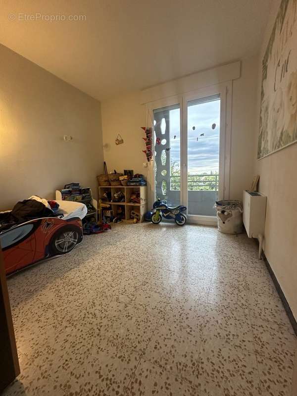 Appartement à LUNEL