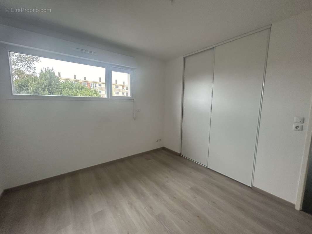 Appartement à SAINT-MARTIN-BOULOGNE