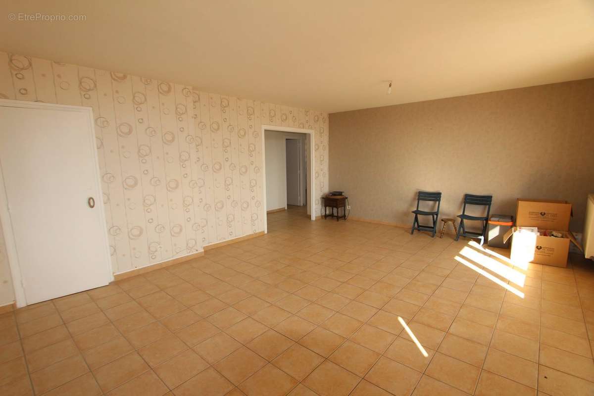 Appartement à ROMANS-SUR-ISERE