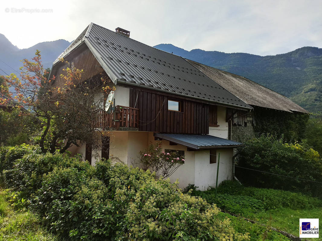 Appartement à LA CHAPELLE