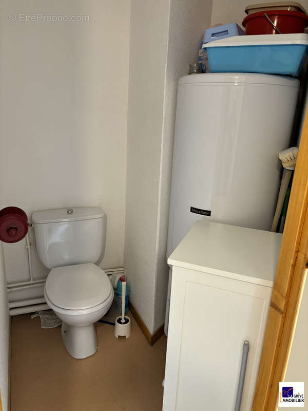 Toilettes séparées - Appartement à LANDRY