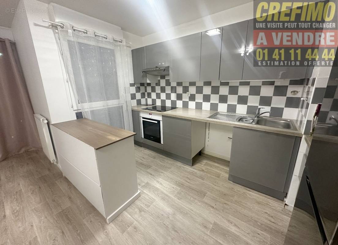 Appartement à GENNEVILLIERS