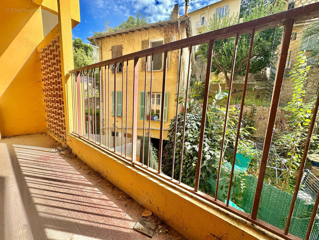 Appartement à MENTON