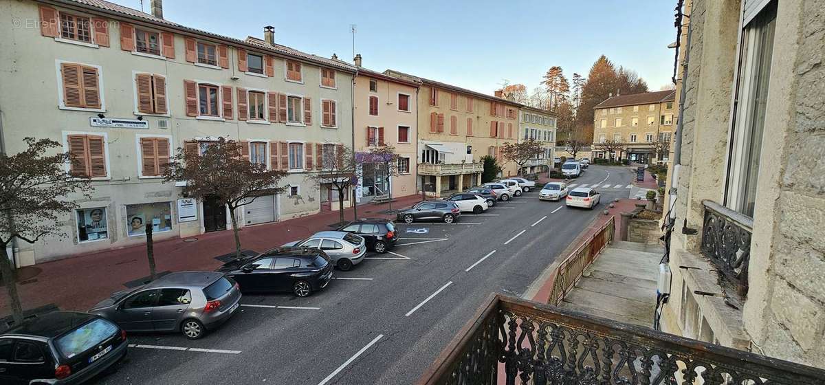 Appartement à LAGNIEU