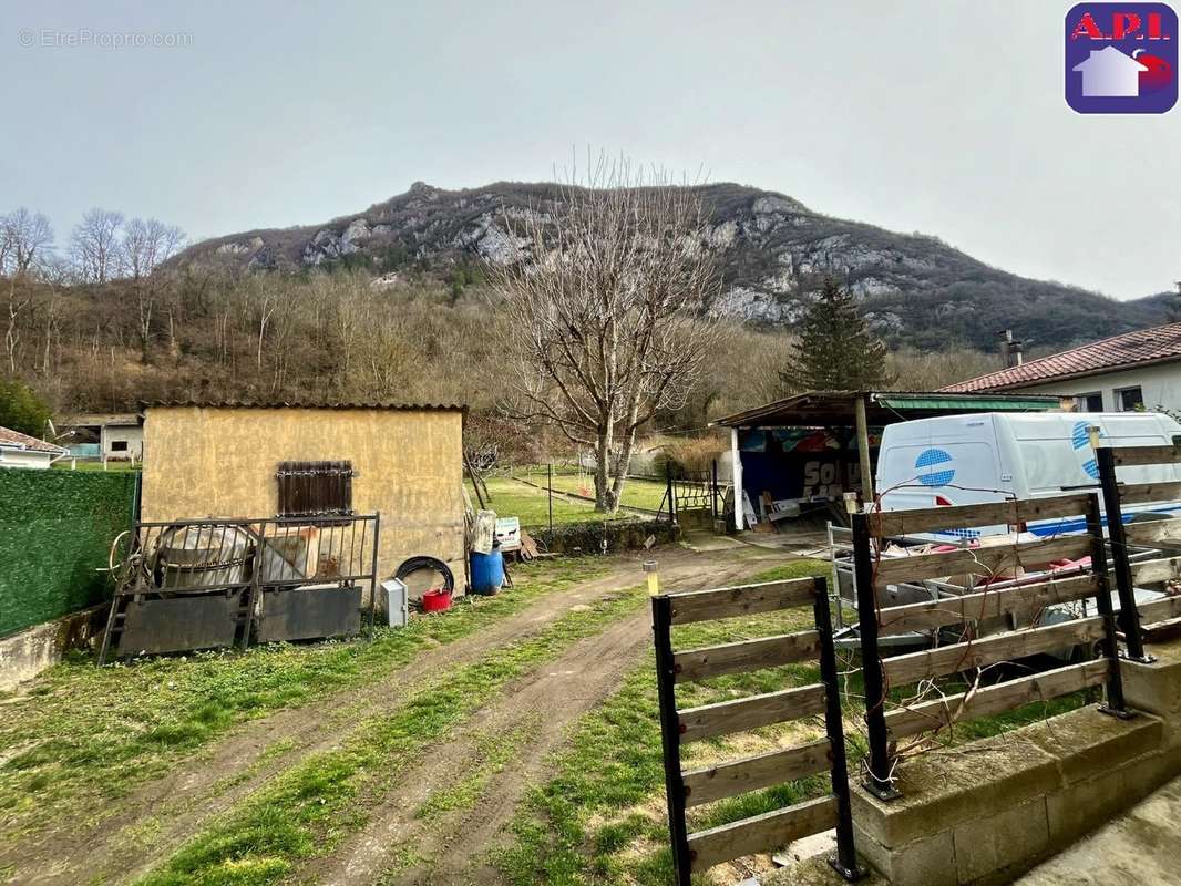 Maison à TARASCON-SUR-ARIEGE