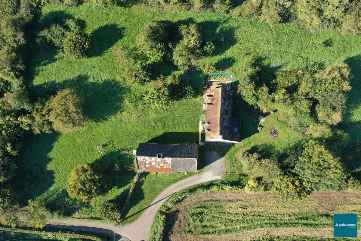 Maison à CESNY-BOIS-HALBOUT