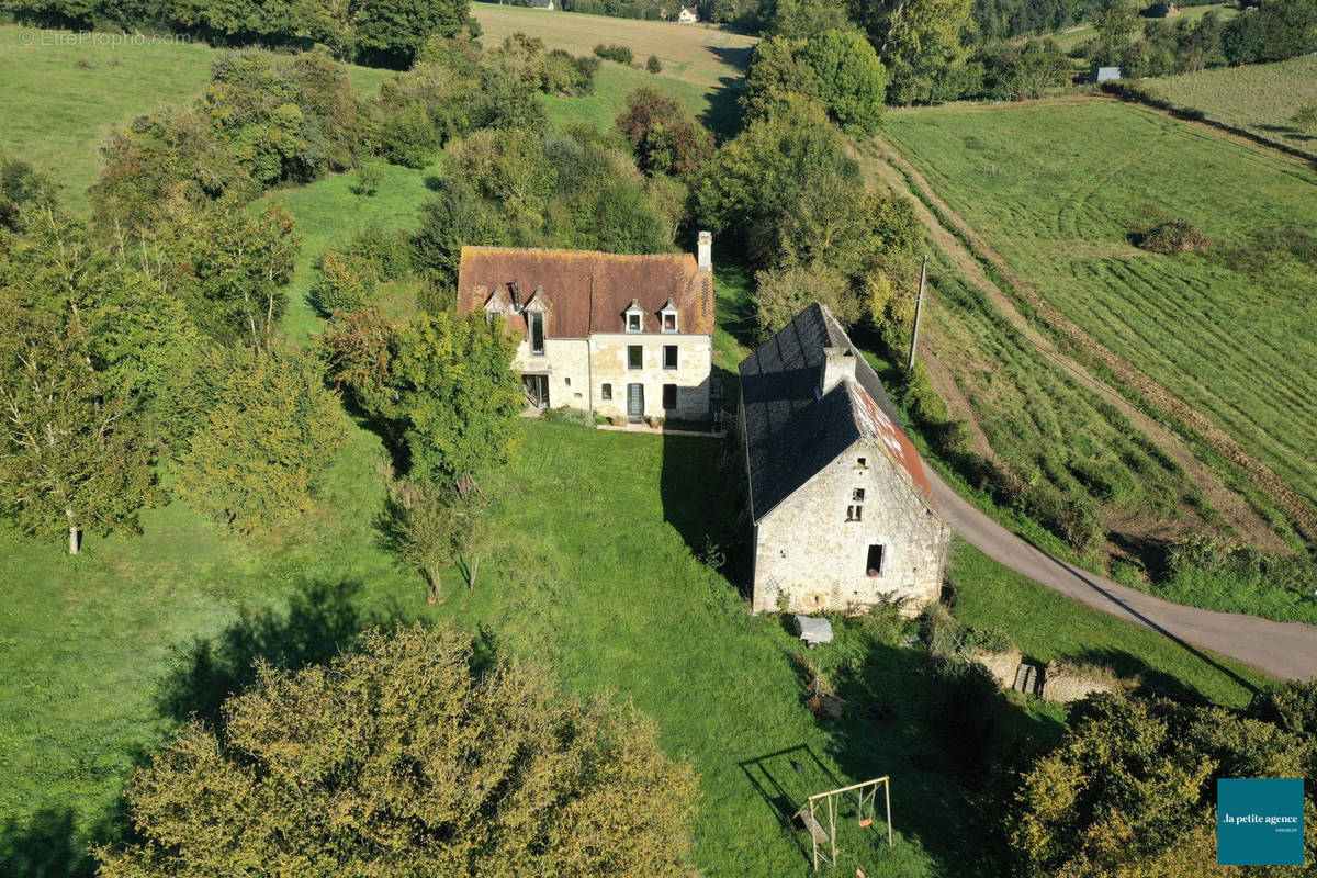 Maison à CESNY-BOIS-HALBOUT